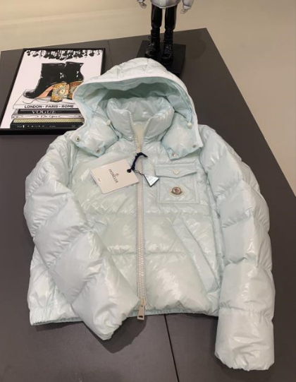 🧥 Doudoune Moncler Blanche