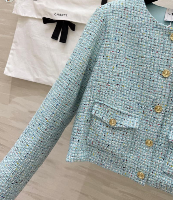 💎 Veste Channel Courte élégante bleue